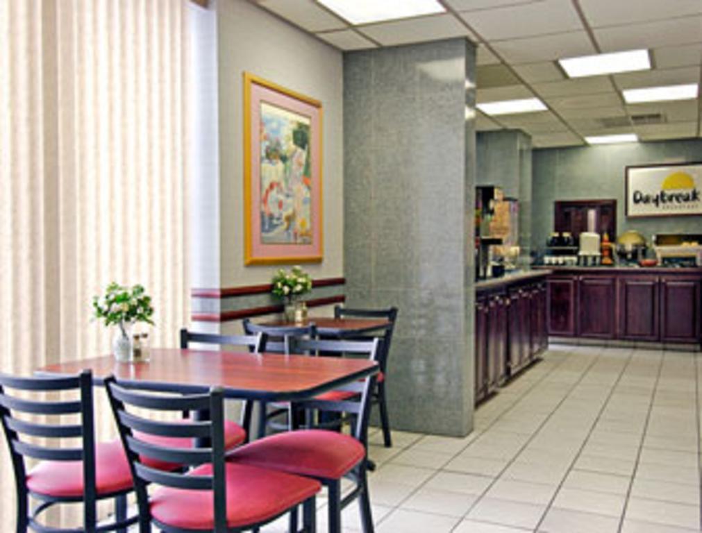 Days Inn By Wyndham Amarillo East Restaurace fotografie